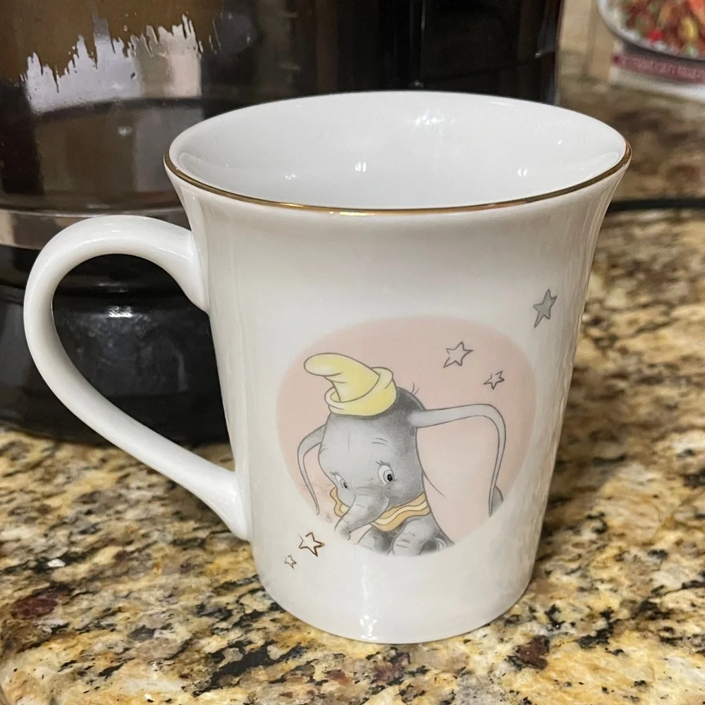 Disney Dumbo Mug - Picture 3 of 4